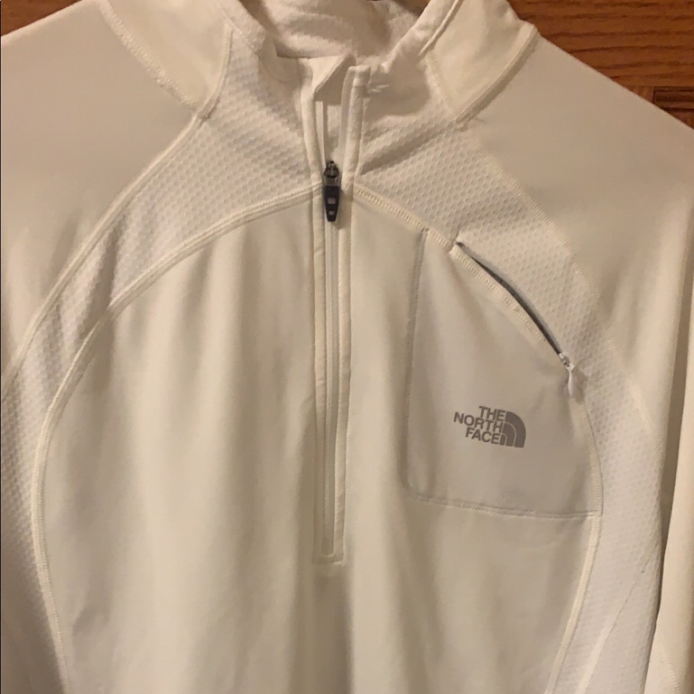 The North Face Women’s Zip Pullover